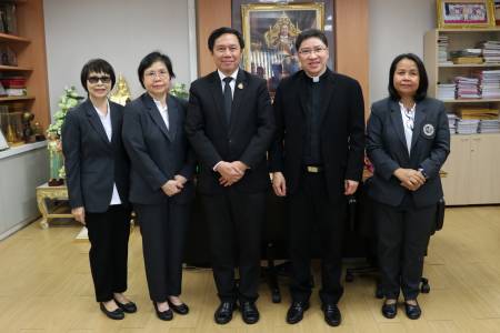 🎁 เข้าพบสวัสดีปีใหม่ นายมณฑล ภาคสุวรรณ์ (เลขาธิการ กช.) และ ดร.พิเชฐ โพธิ์ภักดี รองเลขาธิการ กพฐ. 