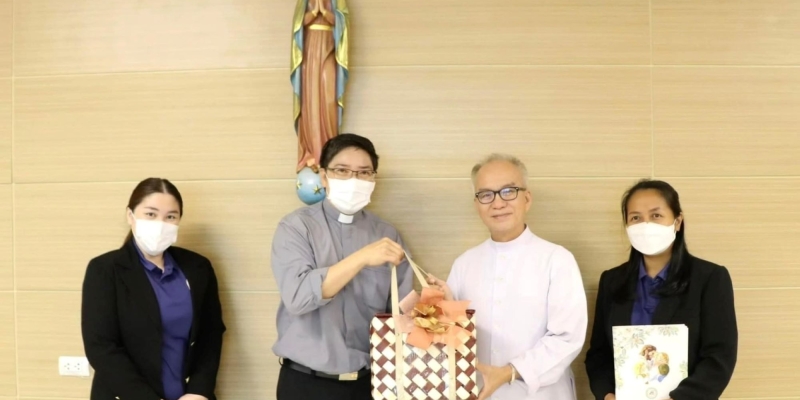 โอกาสเข้าพบและสวัสดีปีใหม่ 